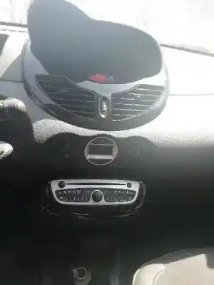 Scrapping Vehicle renault twingo dynamique of the year 2011 powered k9k p8