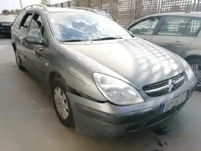 Veículo de Sucata citroen c5 break 2.0 hdi sx do ano 2004 alimentado rhz