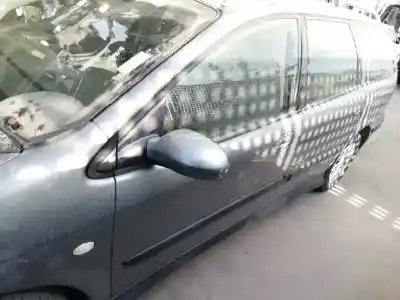 Veículo de Sucata citroen c5 break 2.0 hdi sx do ano 2004 alimentado rhz