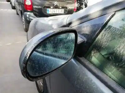 Veículo de Sucata citroen c5 break 2.0 hdi sx do ano 2004 alimentado rhz