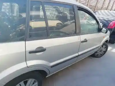 Veículo de Sucata ford fusion (cbk) ambiente do ano 2005 alimentado f6ja