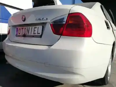 Veículo de Sucata bmw serie 3 berlina (e90) 320d do ano 2007 alimentado 204d4