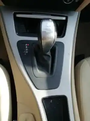 Veículo de Sucata bmw serie 3 berlina (e90) 320d do ano 2007 alimentado 204d4