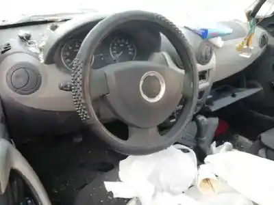 Veículo de Sucata dacia sandero básico do ano 2010 alimentado d4f f 7