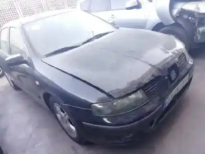 Veículo de Sucata seat leon (1m1) signo do ano 2002 alimentado asv