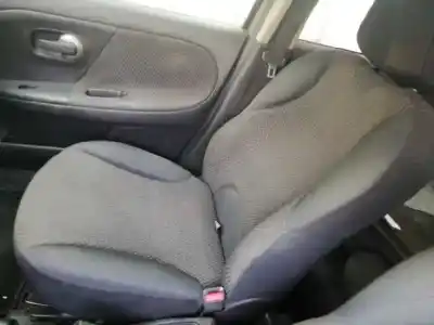 Vehicul casat nissan note (e11e) acenta al anului 2006 alimentat k9k