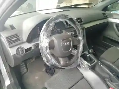 Veículo de Sucata audi a4 berlina (8e) 2.0 tdi 16v (103kw) do ano 2007 alimentado bre