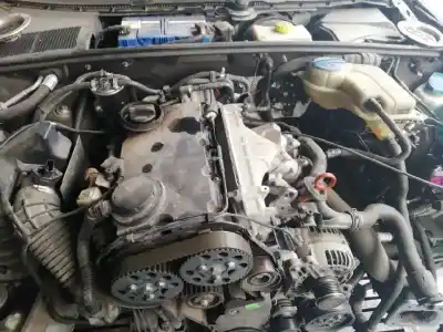 Veículo de Sucata audi a4 berlina (8e) 2.0 tdi 16v (103kw) do ano 2007 alimentado bre