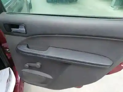 Veicolo di demolizione ford focus c-max (cap) ambiente (d) dell'anno 2004 alimentato g8da