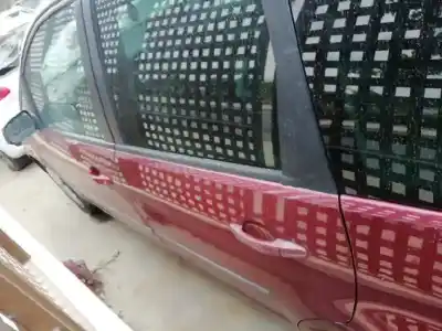 Veicolo di demolizione ford focus c-max (cap) ambiente (d) dell'anno 2004 alimentato g8da