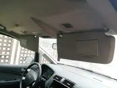 Veicolo di demolizione ford focus c-max (cap) ambiente (d) dell'anno 2004 alimentato g8da