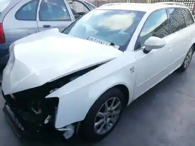 Scrapping Vehicle seat exeo st (3r5) (2009>) reference of the year 2013 powered cjc