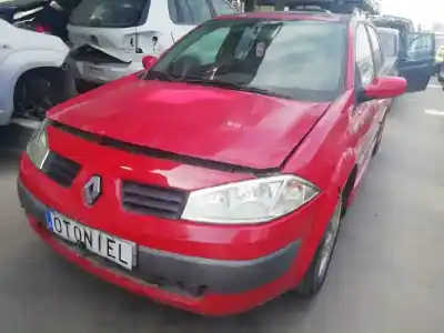 Vehículo de desguace RENAULT MEGANE II BERLINA 3P Confort Authentique del año 2005 con motor K4M T7