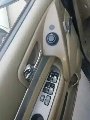 Здавання транспортного засобу ssangyong rodius xdi року 2007 потужний d27dt