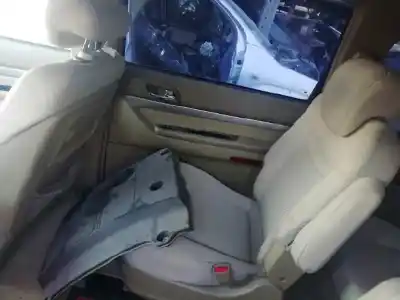 Здавання транспортного засобу ssangyong rodius xdi року 2007 потужний d27dt