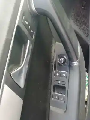 Veículo de Sucata volkswagen passat lim. (362) advance bluemotion do ano 2013 alimentado cff