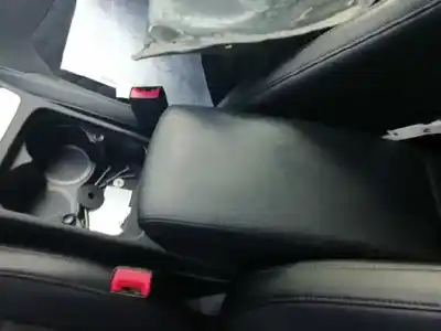 Veículo de Sucata volkswagen passat lim. (362) advance bluemotion do ano 2013 alimentado cff