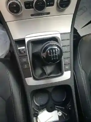 Veículo de Sucata volkswagen passat lim. (362) advance bluemotion do ano 2013 alimentado cff