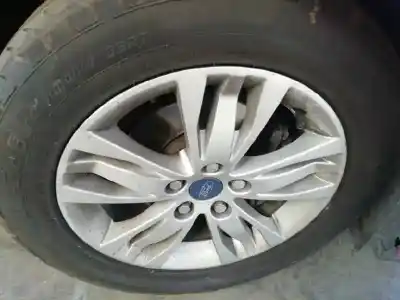 Véhicule à la ferraille ford focus lim. (cb8) edition de l'année 2014 alimenté t1da