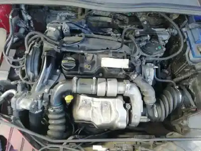 Véhicule à la ferraille ford focus lim. (cb8) edition de l'année 2014 alimenté t1da