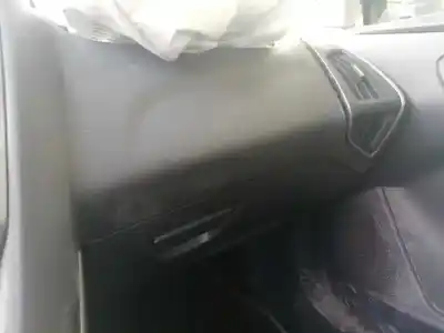 Sloopvoertuig ford focus lim. (cb8) ambiente van het jaar 2014 aangedreven t3sa