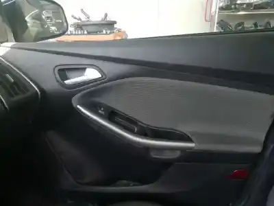 Sloopvoertuig ford focus lim. (cb8) ambiente van het jaar 2014 aangedreven t3sa