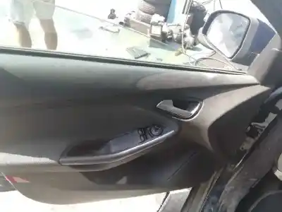 Sloopvoertuig ford focus lim. (cb8) ambiente van het jaar 2014 aangedreven t3sa