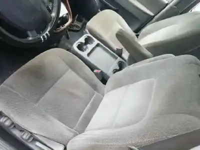 Sloopvoertuig kia carnival ii (gq) 2.9 crdi van het jaar 2002 aangedreven j3