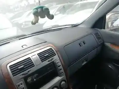 Sloopvoertuig kia carnival ii (gq) 2.9 crdi van het jaar 2002 aangedreven j3