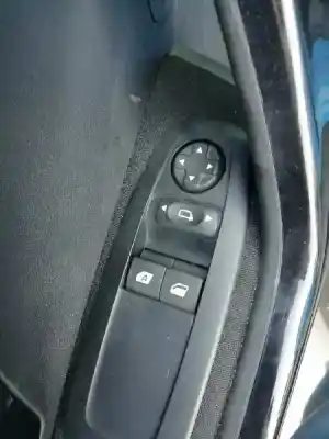 Veicolo di demolizione peugeot 208 active dell'anno 2017 alimentato bh02