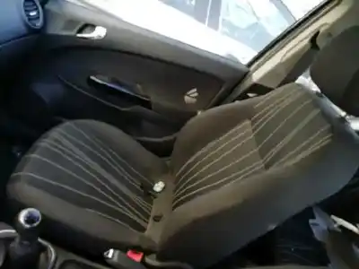 Здавання транспортного засобу opel corsa d 1.2 cat (a 12 xer / ldc) року 2010 потужний a12xer
