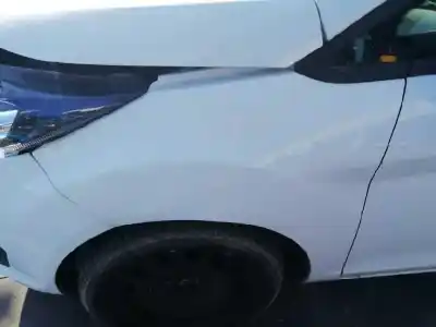 Здавання транспортного засобу ford fiesta (ccn) * року 2013 потужний sfja