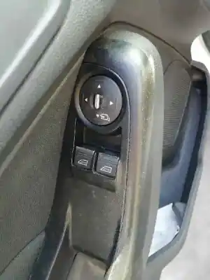 Здавання транспортного засобу ford fiesta (ccn) * року 2013 потужний sfja