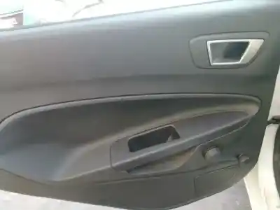 Здавання транспортного засобу ford fiesta (ccn) * року 2013 потужний sfja
