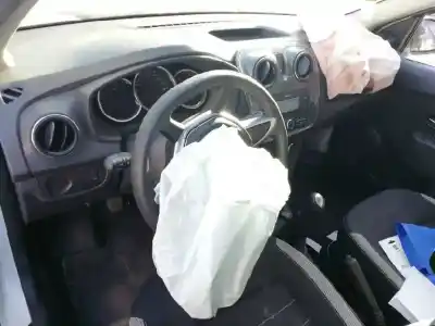 Veicolo di demolizione dacia sandero stepway dell'anno 2017 alimentato h4b b4