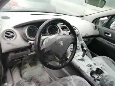 Veículo de Sucata peugeot 3008 confort do ano 2010 alimentado 9hz