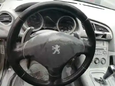 Veículo de Sucata peugeot 3008 confort do ano 2010 alimentado 9hz