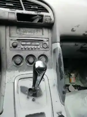 Veículo de Sucata peugeot 3008 confort do ano 2010 alimentado 9hz