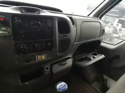 Veicolo di demolizione ford transit caja cerrada, larga (fy) (2000 =>) 2.4 tde cat dell'anno 2000 alimentato d2fa