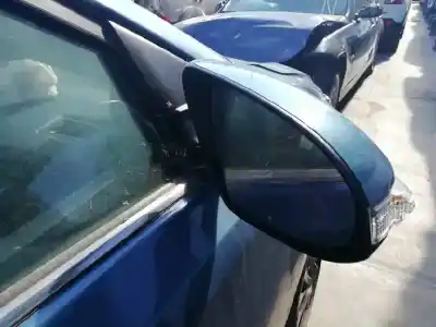 Veículo de Sucata toyota auris hybrid active do ano 2016 alimentado 2zr