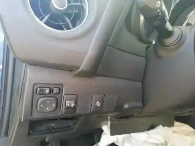 Veículo de Sucata toyota auris hybrid active do ano 2016 alimentado 2zr