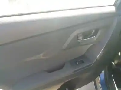 Veículo de Sucata toyota auris hybrid active do ano 2016 alimentado 2zr