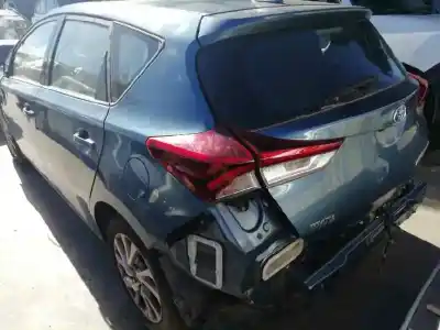 Veículo de Sucata toyota auris hybrid active do ano 2016 alimentado 2zr