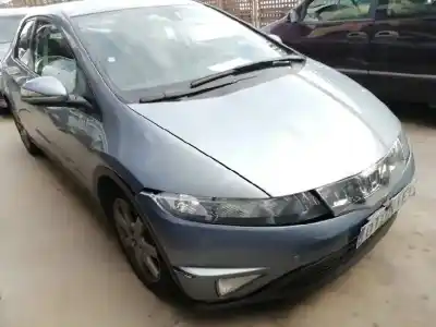 Vehículo de desguace honda civic berlina 5 (fk) 2.2 i-ctdi sport del año 2007 con motor n22a2