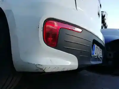 Sloopvoertuig kia rio basic van het jaar 2015 aangedreven d3fa