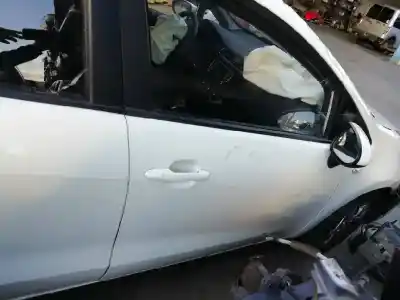 Sloopvoertuig kia rio basic van het jaar 2015 aangedreven d3fa