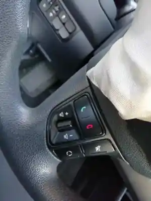 Sloopvoertuig kia rio basic van het jaar 2015 aangedreven d3fa