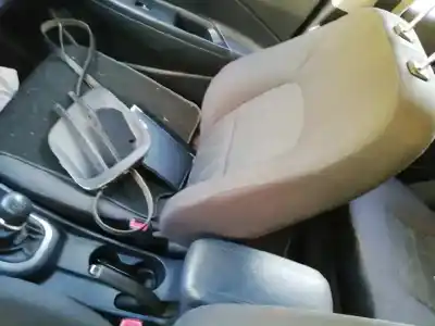 Sloopvoertuig kia rio basic van het jaar 2015 aangedreven d3fa