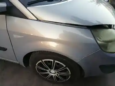 Veicolo di demolizione renault scenic ii confort dynamique dell'anno 2004 alimentato f9q d8