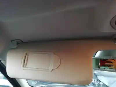 Veicolo di demolizione renault scenic ii confort dynamique dell'anno 2004 alimentato f9q d8